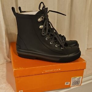 Rocket Dog Women's Charcoal Lace-Up Boots